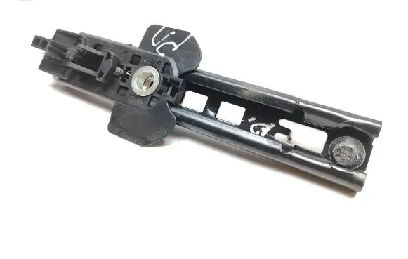 Volvo V60 Seat belt adjustment rail 16521700A
