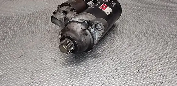Skoda Fabia Mk1 (6Y) Starter motor 402441542
