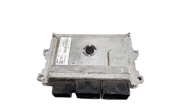 Peugeot 208 Engine control unit/module 9805895780