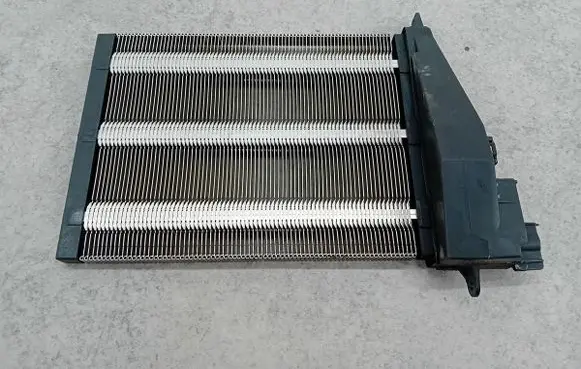 Volkswagen Golf Plus Air conditioning (A/C) radiator (interior) 1K0963235E