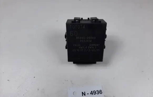 Toyota Avensis T270 Other control units/modules 8594005060