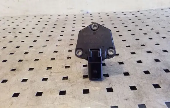 Volkswagen PASSAT B8 Oil level sensor 03C907660G