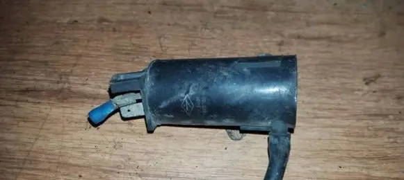 Ford Escort Windscreen/windshield washer pump cl508m