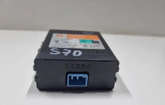 Volvo S70 V70 V70 XC Door central lock control unit/module 9166196 1513008050