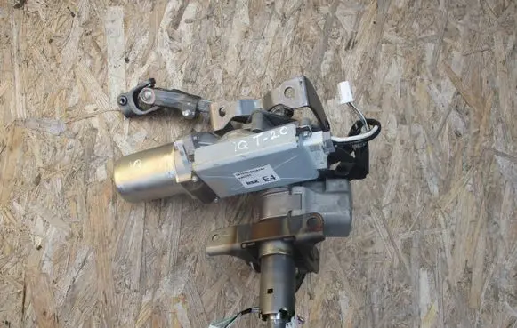 Toyota iQ Electric power steering pump 