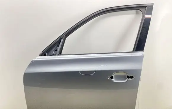 BMW X3 E83 Front door