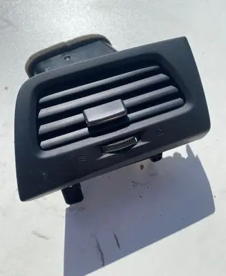 Honda CR-V Dashboard side air vent grill/cover trim 77630TA0A010