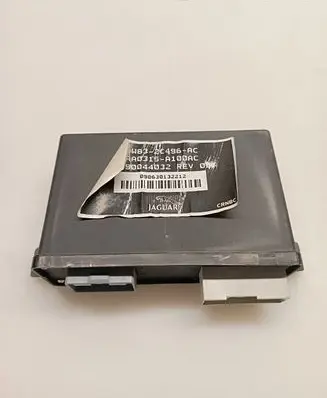 Jaguar XF X250 Hand brake control module 8W832C496AC AA0315A100AC