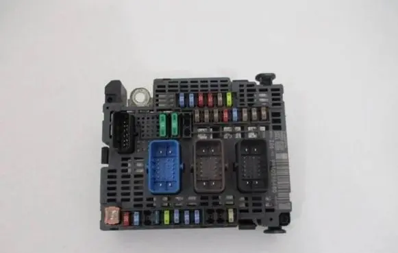 Peugeot 508 BSM Control unit 9810296480