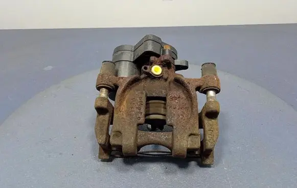 Ford Mondeo MK I Rear brake caliper DG9C-2D250-A