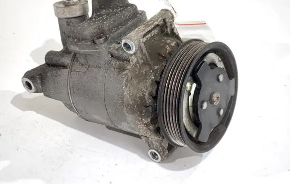 Volkswagen PASSAT B7 Air conditioning (A/C) compressor (pump) 5N0820803E