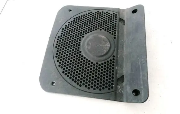 Side speaker trim/cover