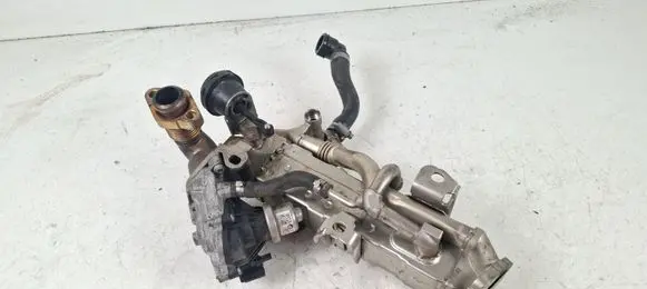 BMW X3 F25 EGR valve 8513132