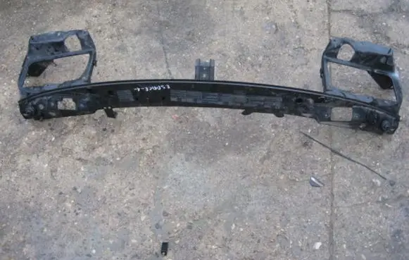 Renault Espace III Radiator support slam panel