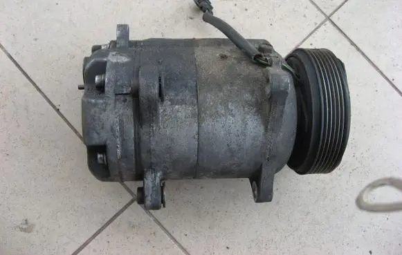 Audi A3 S3 8L Air conditioning (A/C) compressor (pump) JO8L0803B