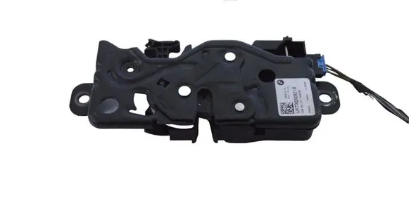BMW 1 F40 Tailgate/trunk/boot lock/catch/latch 7383282