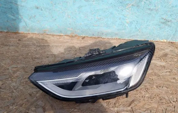 Audi A4 S4 B9 8W Headlight/headlamp 030111723100 8W0941011