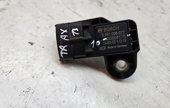 Chevrolet Trax Air pressure sensor 55568175
