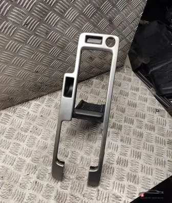 Volvo V50 Other center console (tunnel) element 30755392