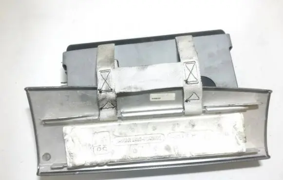 Jaguar S-Type Passenger airbag
