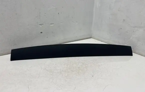 Volkswagen Touran III Tailgate/trunk upper cover trim 5TA867707