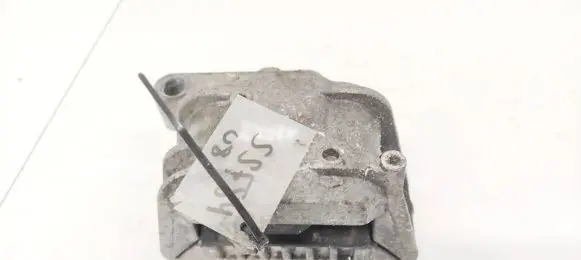 Volkswagen PASSAT B6 Engine mount bracket 1K0199262
