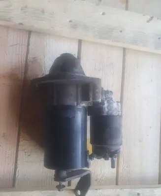 Volkswagen PASSAT B5 Starter motor 058911023B 2916343 0011070688