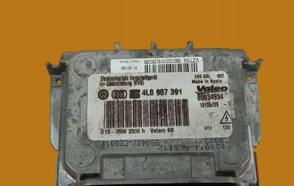 Volkswagen PASSAT B6 Xenon control unit/module 4L0907391