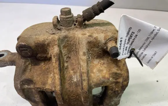Hyundai Santa Fe Front brake caliper