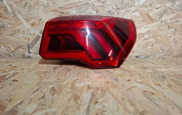 Audi Q3 F3 Tailgate rear/tail lights 83A945092A 646504
