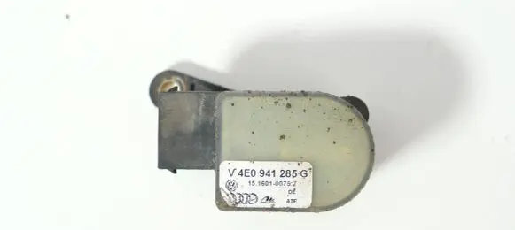 Audi A8 S8 D3 4E Headlight/headlamp level sensor 4E0941285G