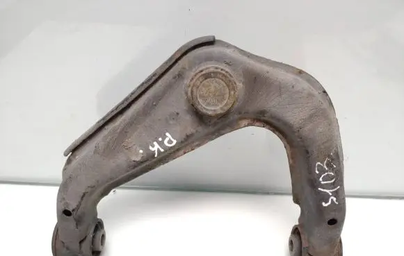 Nissan Pathfinder R51 Front lower control arm/wishbone 54525