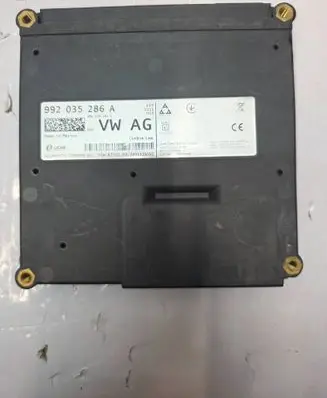 Volkswagen Arteon SOS control module 992035286A