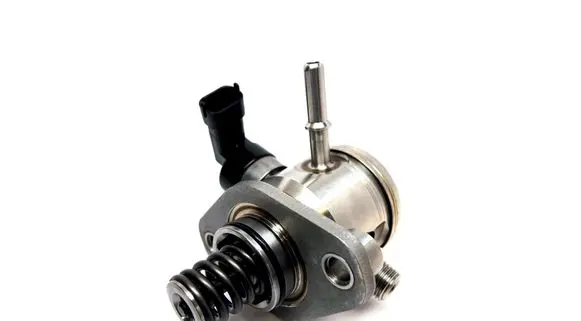 Audi A3 S3 8V Fuel injection high pressure pump 05e127027