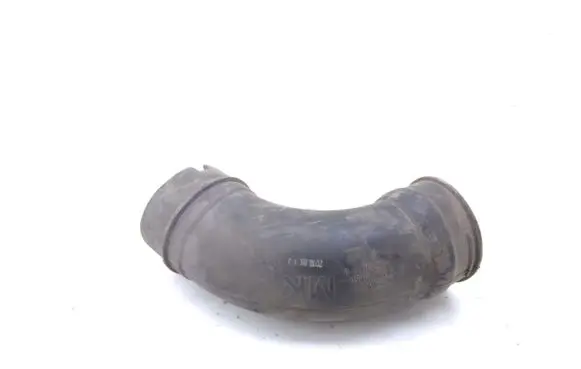 Renault Latitude (L70) Air intake hose/pipe 165562885R
