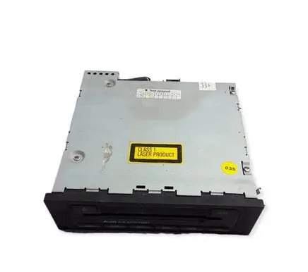 Audi A4 S4 B7 8E 8H CD/DVD changer 8E0035111