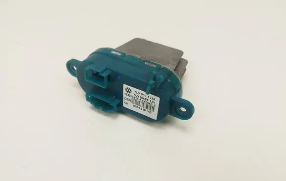 Volkswagen Amarok Heater blower motor/fan resistor 7L0907521B