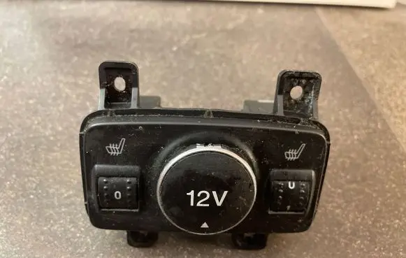 Ford Focus Seat heating switch BM5T19K314BB
