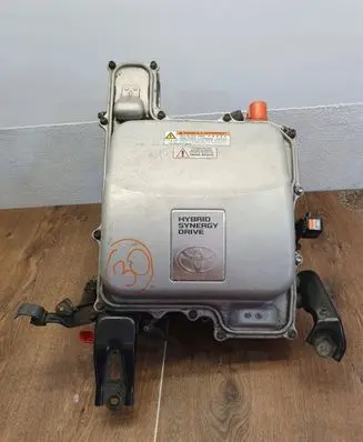 Toyota Prius (XW20) Voltage converter inverter G920047121