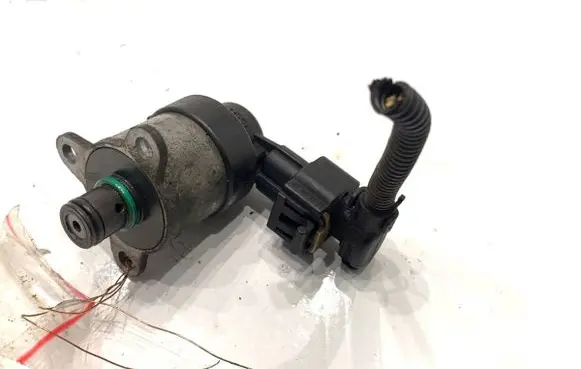 Opel Vectra C Fuel pressure regulator