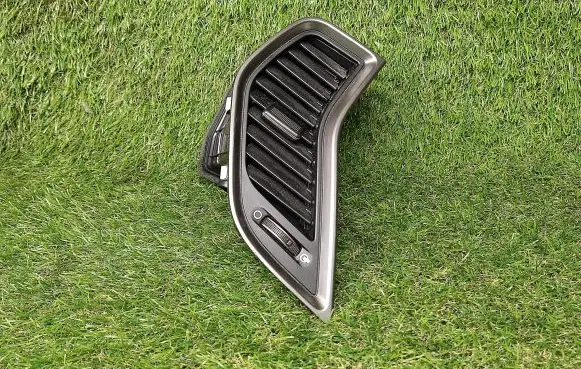 Hyundai Santa Fe Dashboard side air vent grill/cover trim 974104Z000 974104Z0000UU5