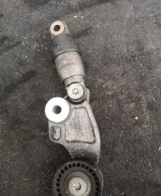 Mazda 6 Timing belt/chain tensioner 