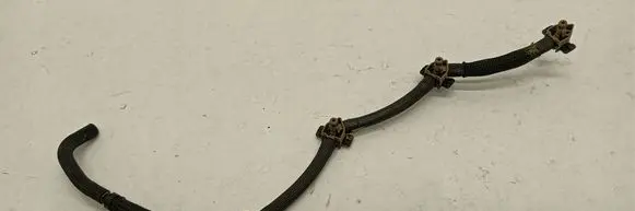 Volkswagen PASSAT B8 Fuel return line/hose 