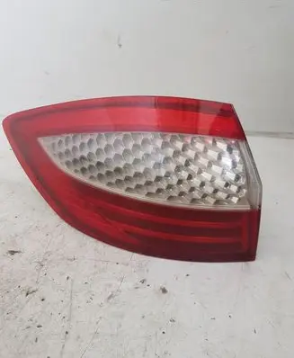 Ford Mondeo MK IV Rear/tail lights 7S7113405B