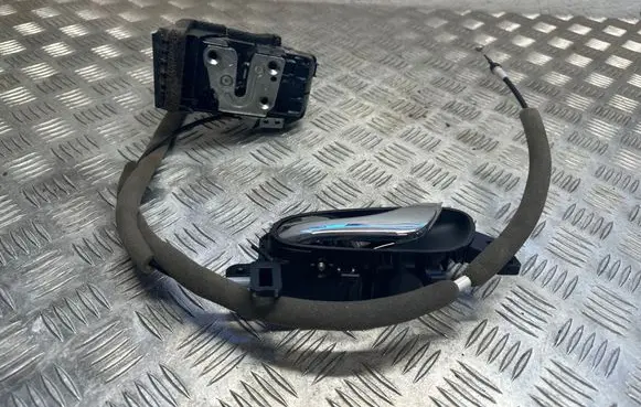 Nissan Qashqai Rear door interior handle 806714EA1A