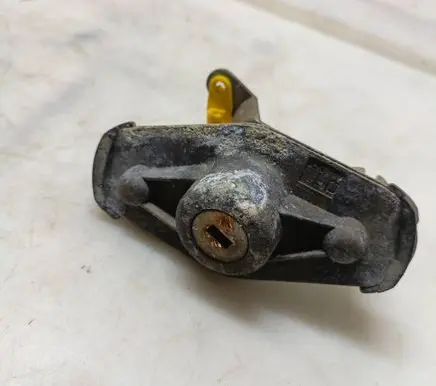 Volvo S80 Tailgate exterior lock 
