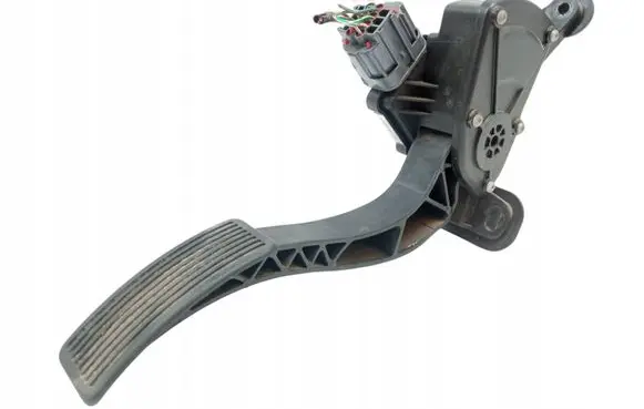 Mazda CX-9 Accelerator throttle pedal 7T439F836AC