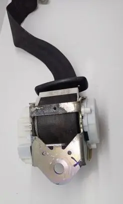 Audi A3 S3 A3 Sportback 8P Rear seatbelt 330054750D 33052211 33026462