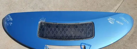 Nissan Leaf I (ZE0) Tailgate/trunk spoiler 