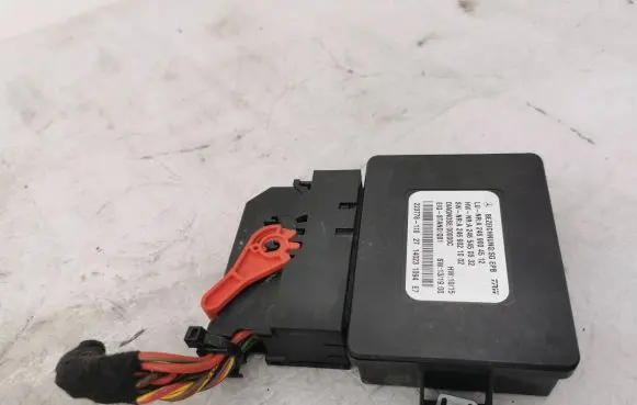 Mercedes-Benz B W246 W242 Hand brake control module A2465450532 A2469021002 A2469004512